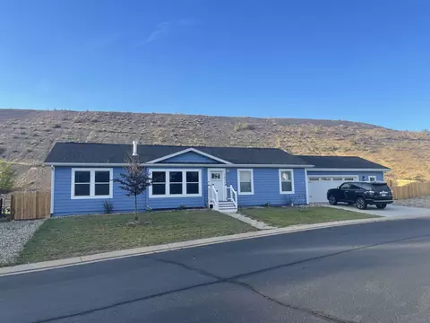 2432 Pioneer Way, Rifle, CO 81650