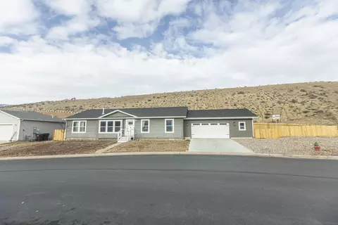 2432 Pioneer Way, Rifle, CO 81650