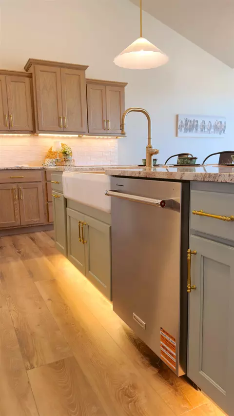 Kitchen - 1997 Tomochic Dr, Fruita, CO 81521 photo 2 of 4