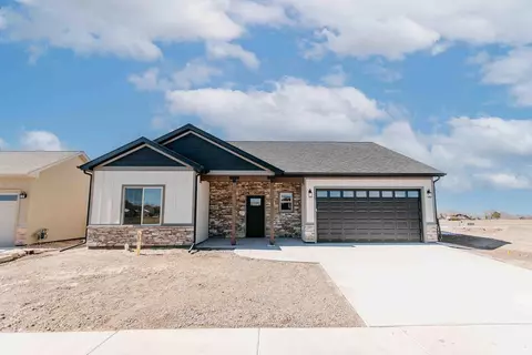 1533 Fivemile Creek Ave, Montrose, CO 81401