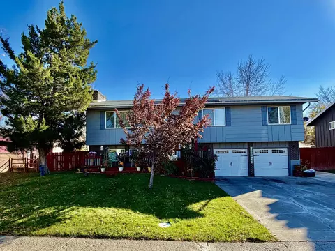 2210 Devon St, Montrose, CO 81401
