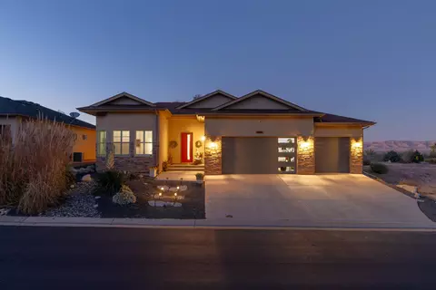 2080 Two Wood Dr, Grand Junction, CO 81507