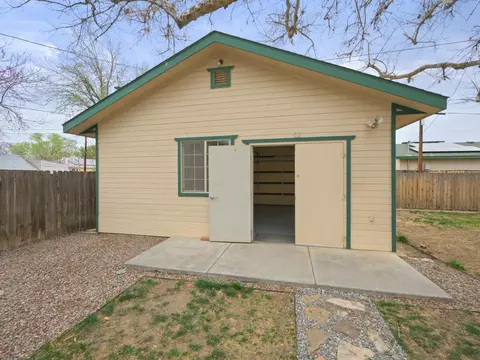 Exterior - 152 S Apple St, Fruita, CO 81521 photo 6 of 11