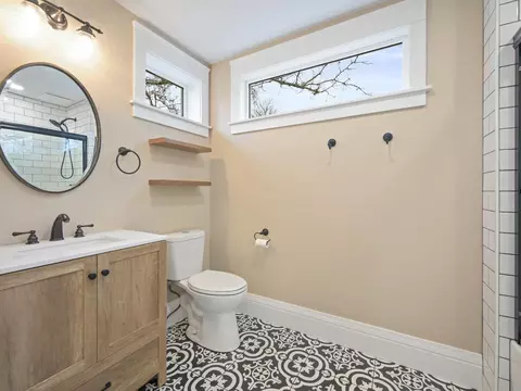 Bath - 152 S Apple St, Fruita, CO 81521 photo 1 of 5