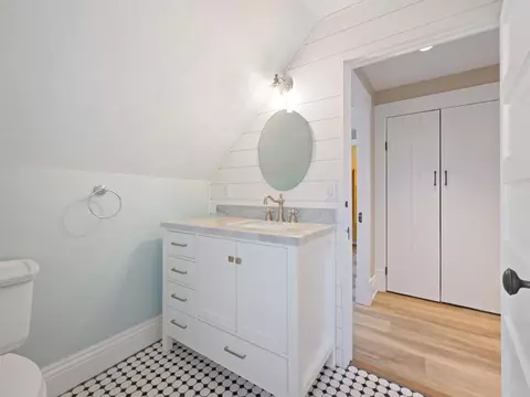 Bath - 152 S Apple St, Fruita, CO 81521 photo 4 of 5