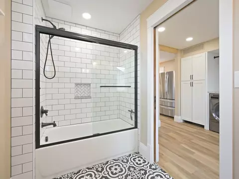 Bath - 152 S Apple St, Fruita, CO 81521 photo 2 of 5