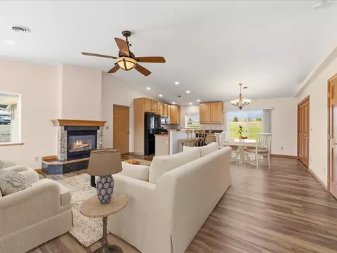 404 SE Birdie Cir, Cedaredge, CO 81413