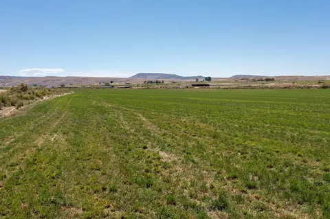 857 R Rd, Mack, CO 81525 photo 3