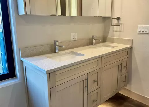 Bath - 469 Red River Loop, Clifton, CO 81520 photo 1 of 3