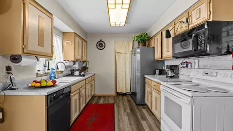 Kitchen - 316 E Heritage Ct, Fruita, CO 81521 photo 2 of 4