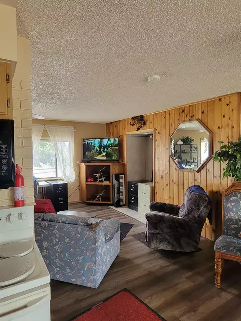 Living - 316 E Heritage Ct, Fruita, CO 81521 photo 2 of 2