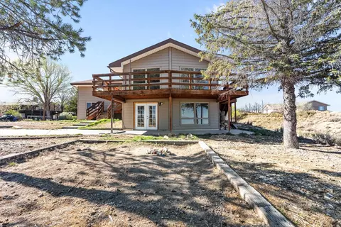 Exterior - 805 Pinyon Ct, Rangely, CO 81648 photo 6 of 7