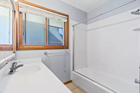 Bath - 805 Pinyon Ct, Rangely, CO 81648 photo 1 of 2