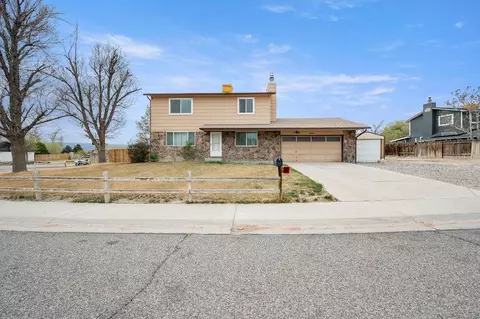 605 W Indian Creek Dr, Grand Junction, CO 81506