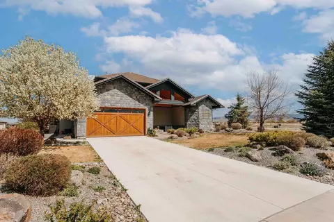 2125 Fellows Dr, Montrose, CO 81401