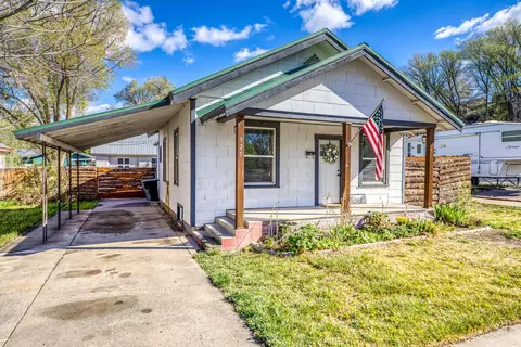 325 E 3rd St, Delta, CO 81416 photo 2