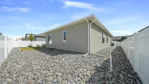 Exterior - 1705 Tungsten Way, Fruita, CO 81521 photo 7 of 8