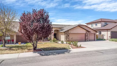 Exterior - 1033 Echo Canyon St, Fruita, CO 81521 photo 9 of 10