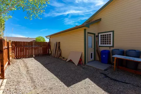 Exterior - 801 Cresthaven Dr, Fruita, CO 81521 photo 8 of 10