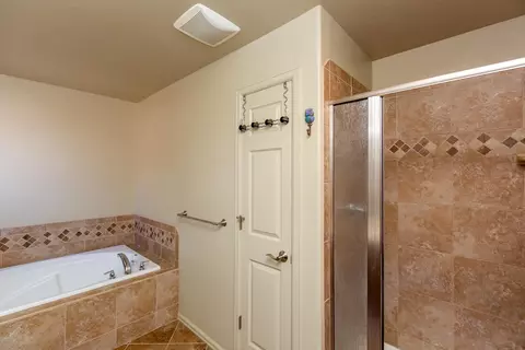 Bath - 801 Cresthaven Dr, Fruita, CO 81521 photo 3 of 3