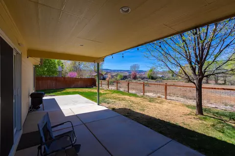 Exterior - 801 Cresthaven Dr, Fruita, CO 81521 photo 2 of 10