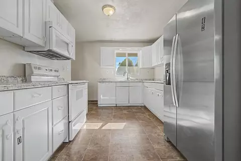 Kitchen - 330 Epps Dr, Grand Junction, CO 81501 photo 2 of 2