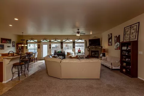 Living - 784 Crystal Way, Fruita, CO 81521 photo 2 of 5