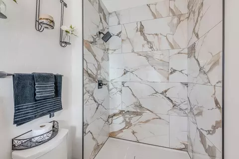Bath - 1057 E Harrison Ave, Fruita, CO 81521 photo 1 of 8