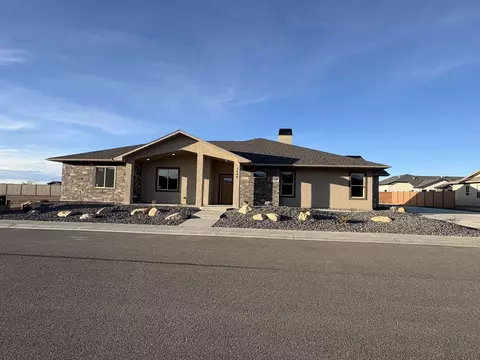 2640 Tiger Eye Ln, Grand Junction, CO 81506