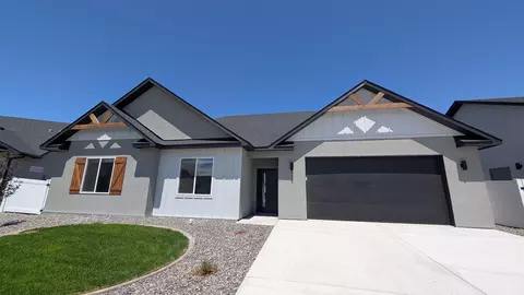 2452 Revere Rd, Grand Junction, CO 81505