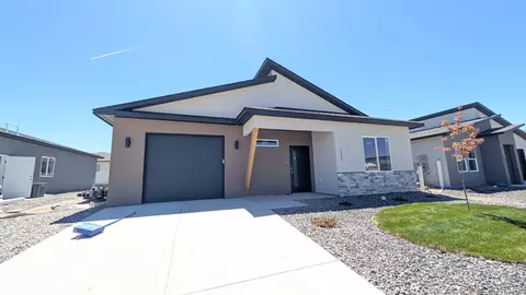 1680 Rusty Rivet Rd, Fruita, CO 81521