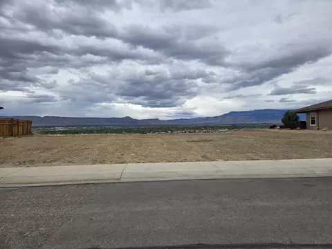 2674 Lookout Ln, Grand Junction, CO 81503