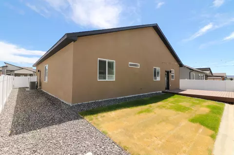 Exterior - 1723 Rusty Rivet Rd, Fruita, CO 81521 photo 5 of 8