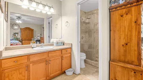 Bath - 256 Sargent Cir, Fruita, CO 81521 photo 1 of 3