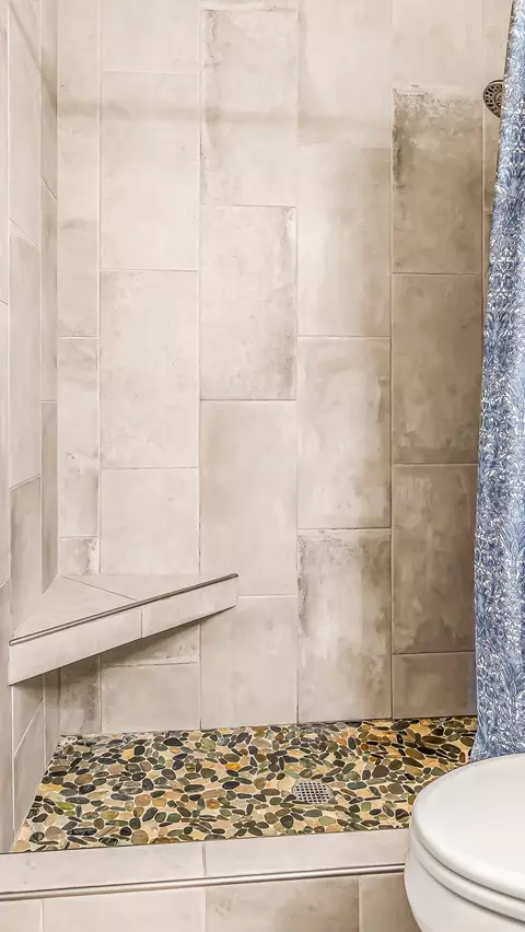 Bath - 256 Sargent Cir, Fruita, CO 81521 photo 3 of 3