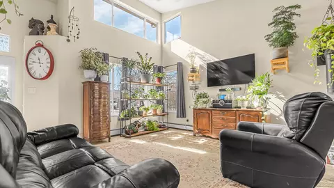Living - 256 Sargent Cir, Fruita, CO 81521 photo 2 of 6