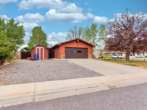 Exterior - 627 Oxbow Rd, Grand Junction, CO 81504 photo 1 of 10