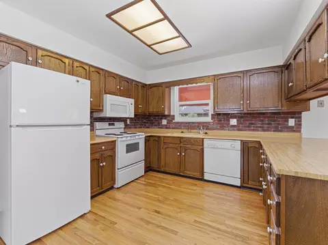 Kitchen - 627 Oxbow Rd, Grand Junction, CO 81504 photo 1 of 2