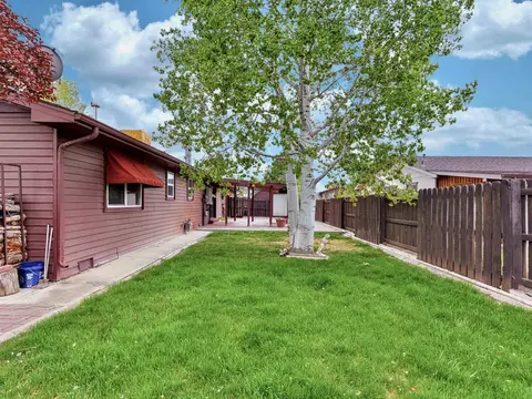Exterior - 627 Oxbow Rd, Grand Junction, CO 81504 photo 6 of 10
