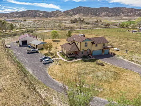 1187 M 14 Rd, Loma, CO 81524
