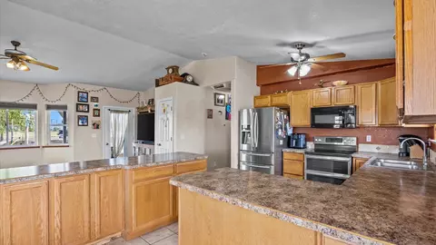 Kitchen - 1880 O Rd, Fruita, CO 81521 photo 2 of 3