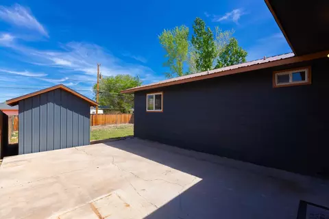 Exterior - 927 E Harrison Ave, Fruita, CO 81521 photo 6 of 10