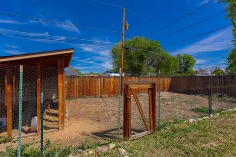 Exterior - 927 E Harrison Ave, Fruita, CO 81521 photo 9 of 10