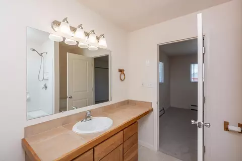 Bath - 927 E Harrison Ave, Fruita, CO 81521 photo 3 of 3
