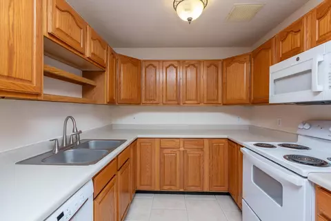 Kitchen - 927 E Harrison Ave, Fruita, CO 81521 photo 3 of 3