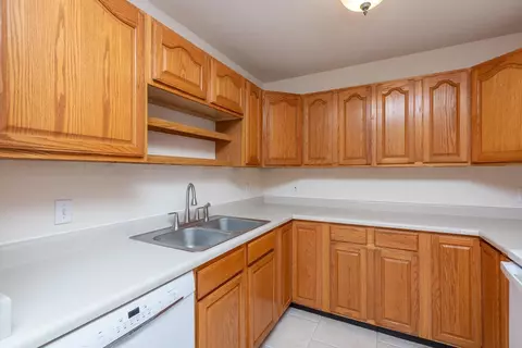 Kitchen - 927 E Harrison Ave, Fruita, CO 81521 photo 1 of 3