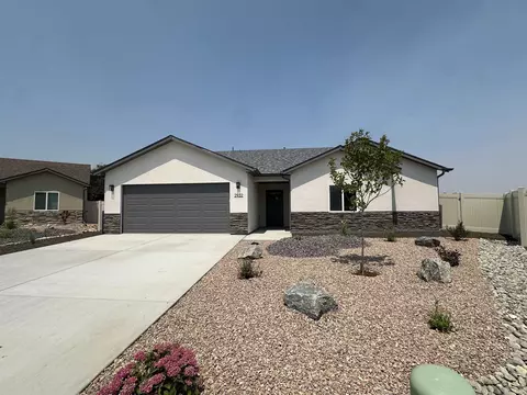 2932 Dayapple Ct, Grand Junction, CO 81503