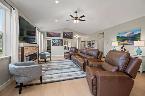 Living - 957 Elberta Dr, Fruita, CO 81521 photo 3 of 3