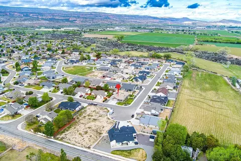 View/Area - 957 Elberta Dr, Fruita, CO 81521 photo 3 of 6
