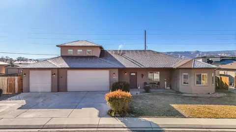 1152 Cherrywood Ave, Fruita, CO 81521